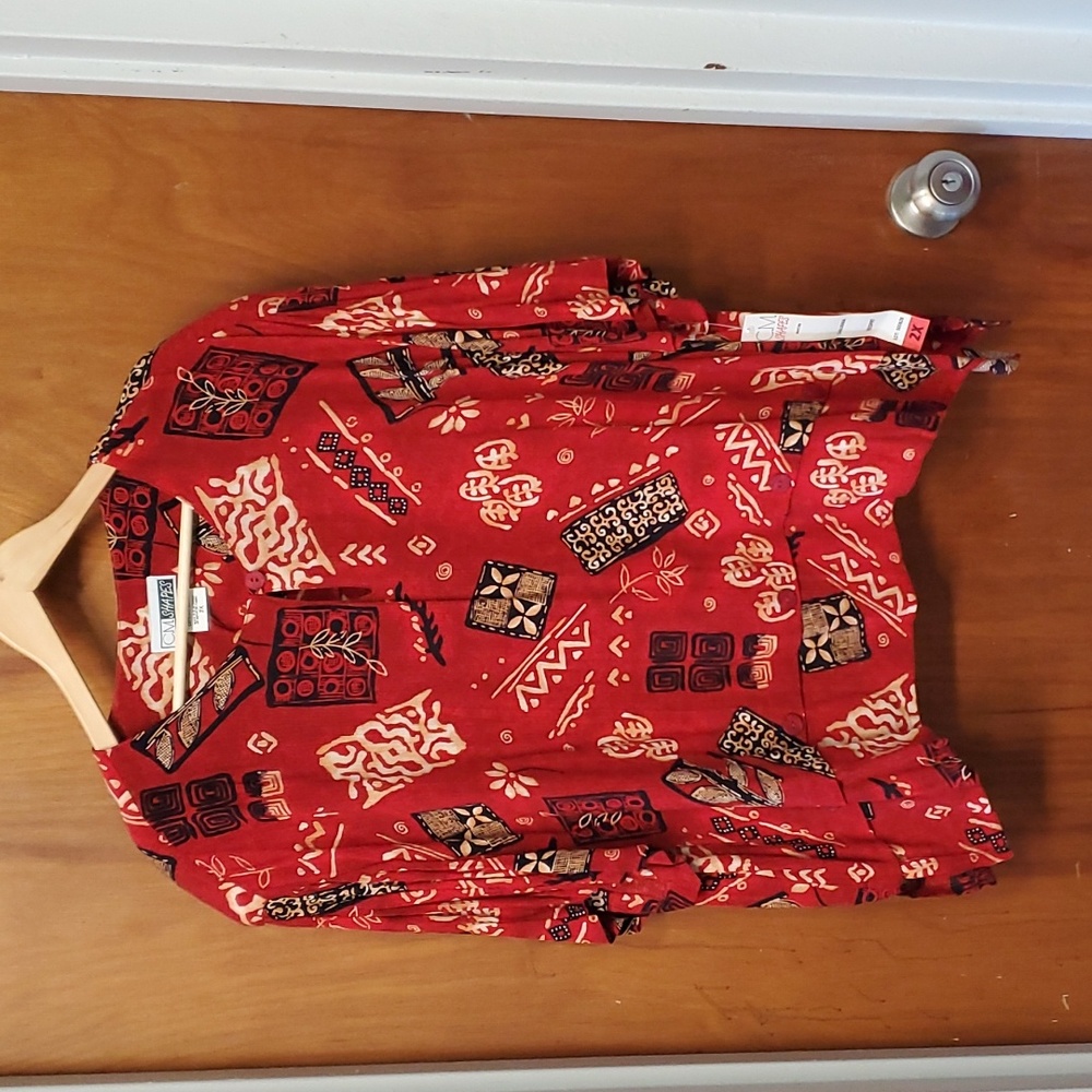 NWT Vintage CM Top
